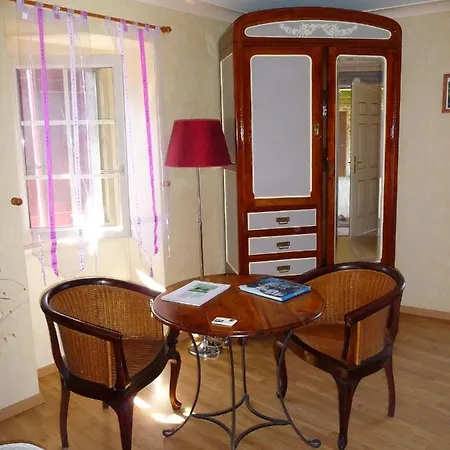 Couette-café Le Moulin D'eysus : Romance